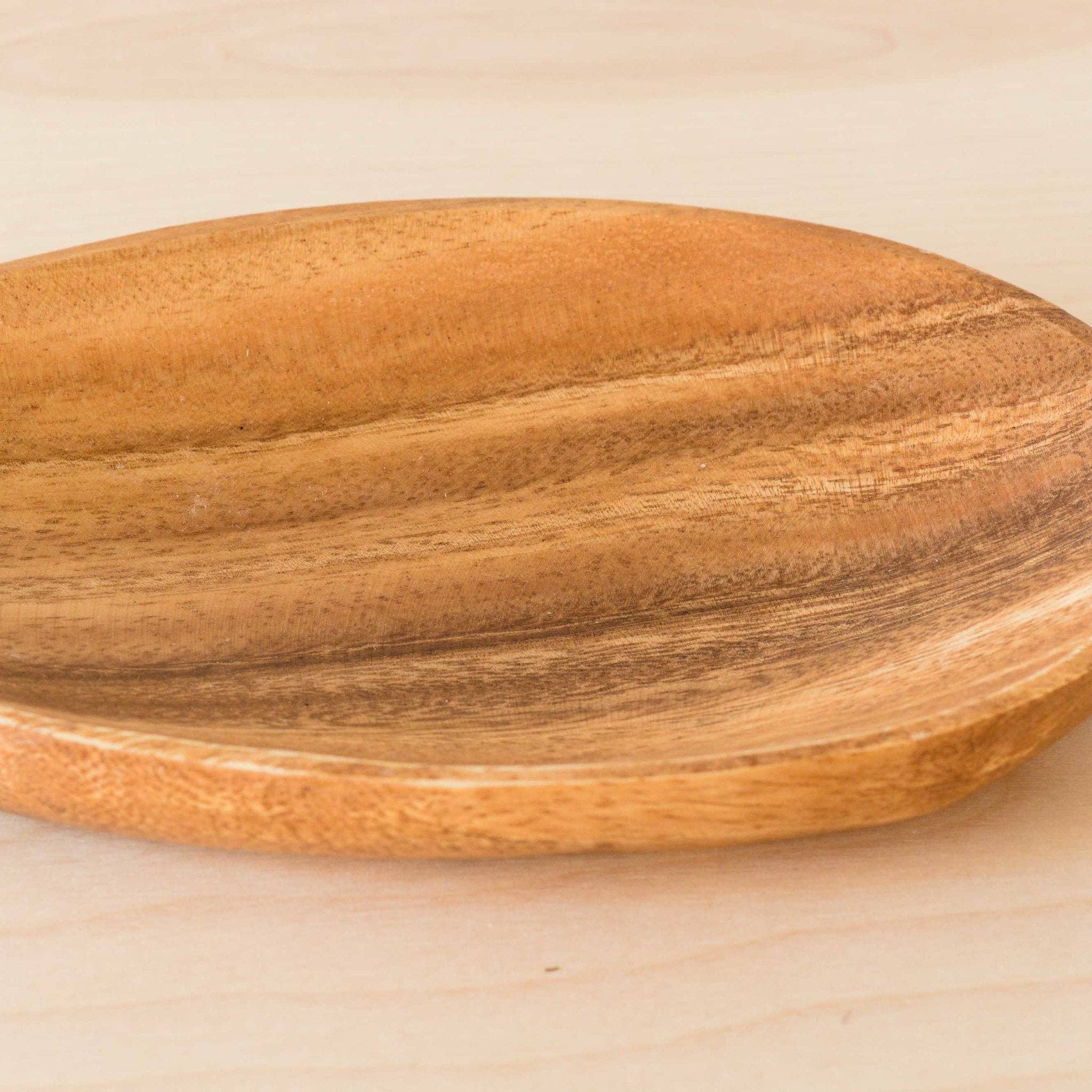 Acacia Oval 9