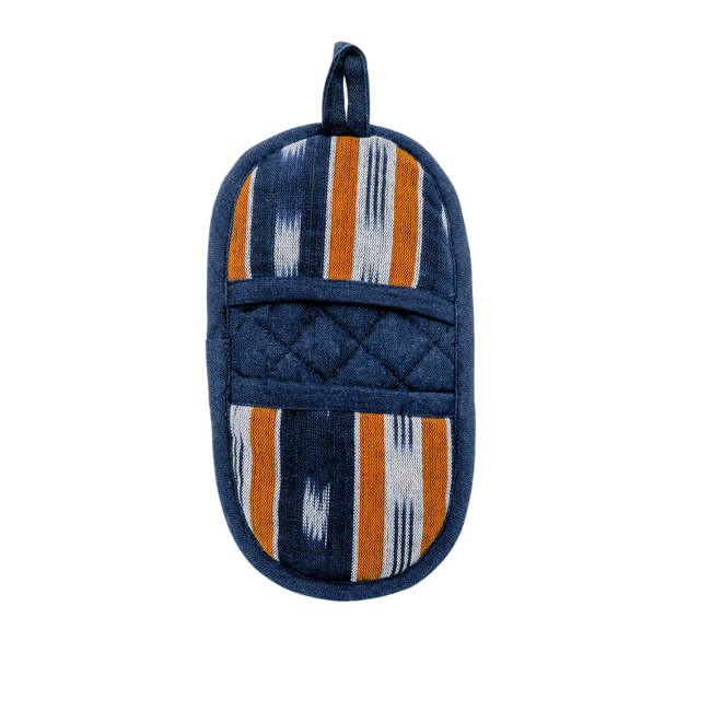 Double-Ended Oval Pot Holder: Ochre