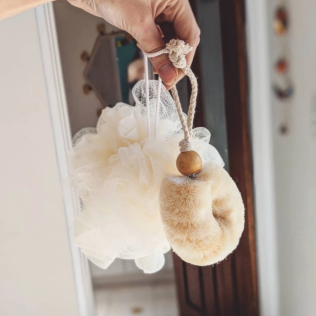 Spa Shower Puff Body Brushes: Sand