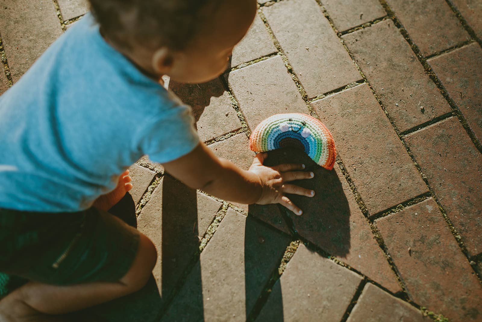 Friendly Weather Rainbow Rattle