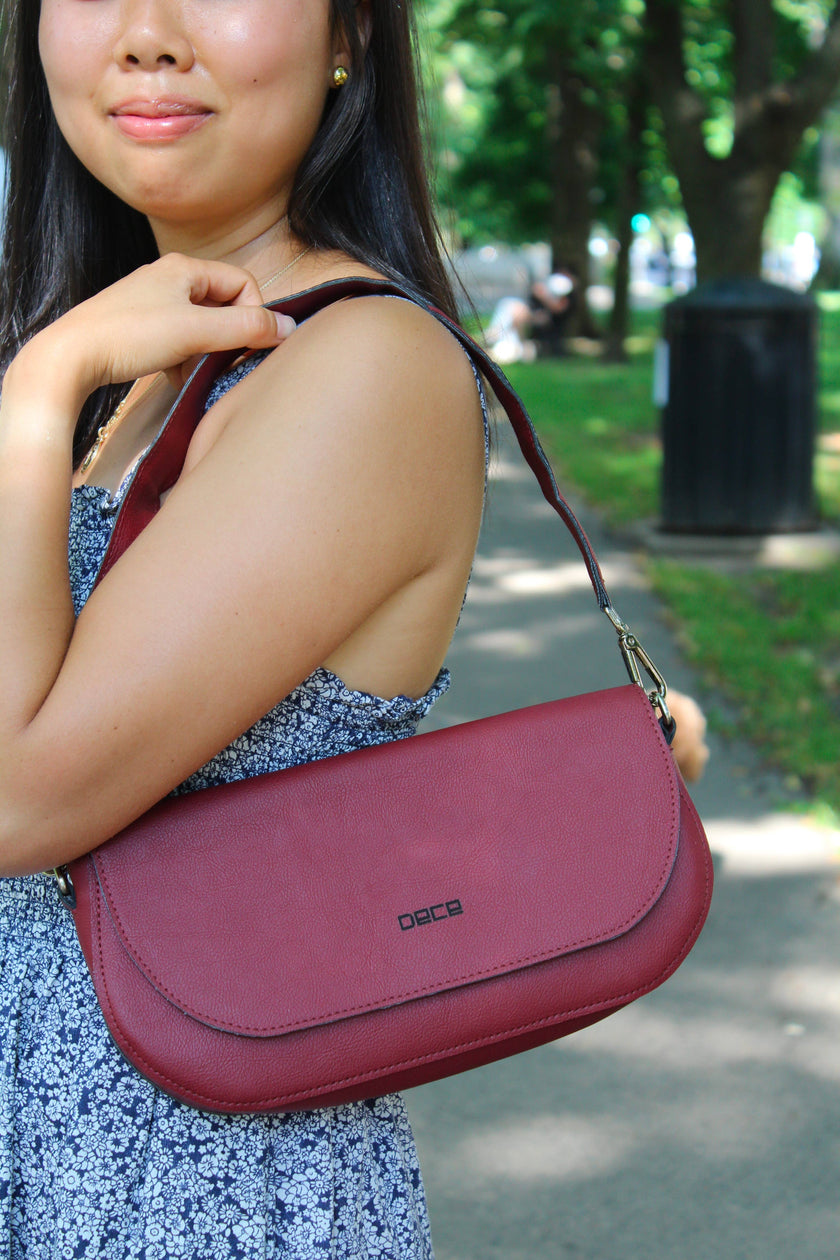 Apple Textile Clutch Bag: Burgundy