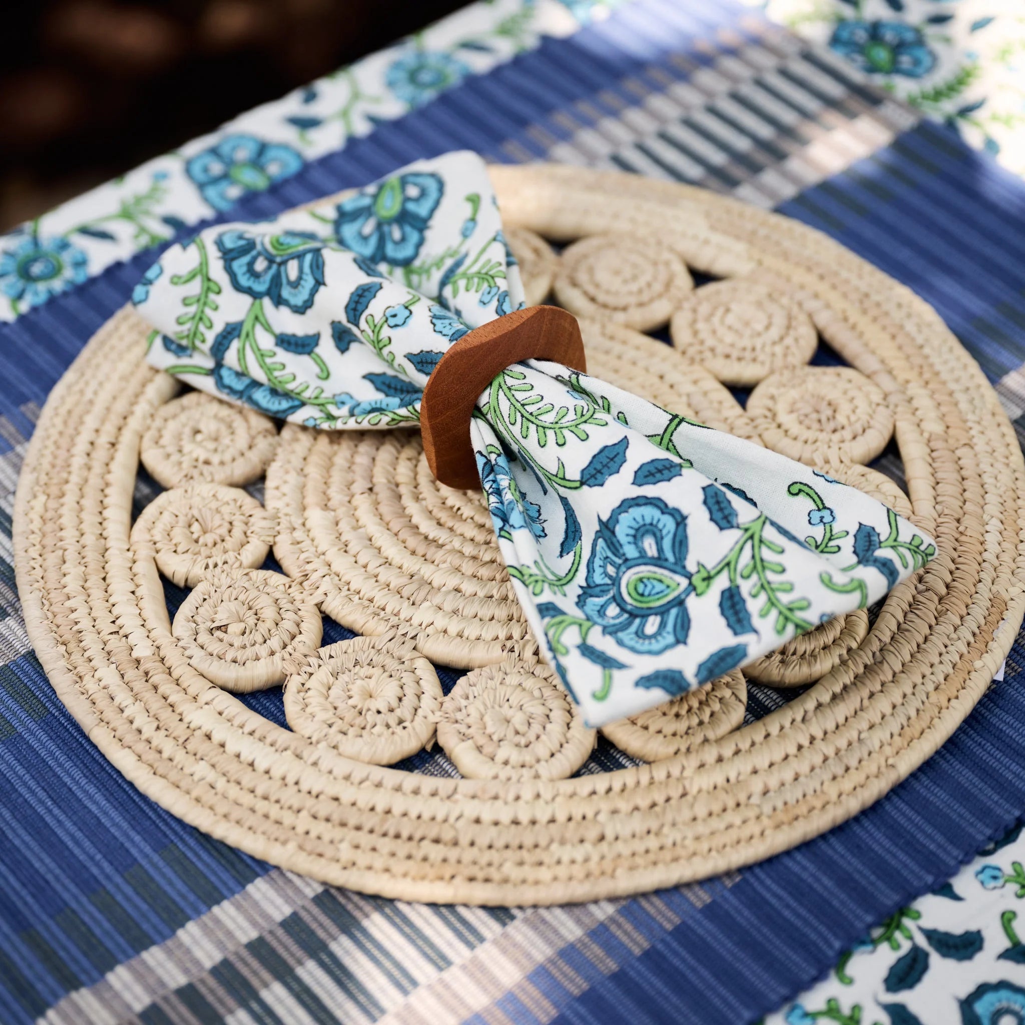 Pleta Woven Date Palm Leaf Charger Placemat