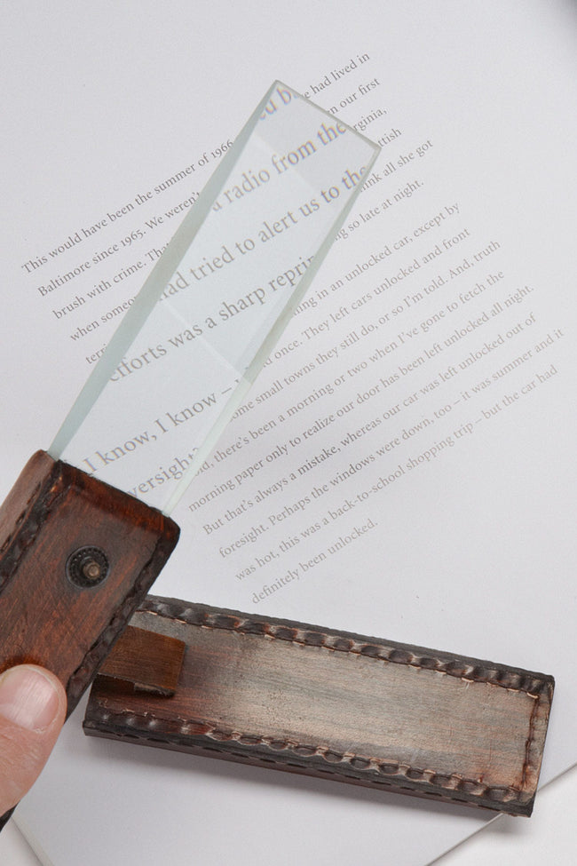 News Reader Magnifying Glass