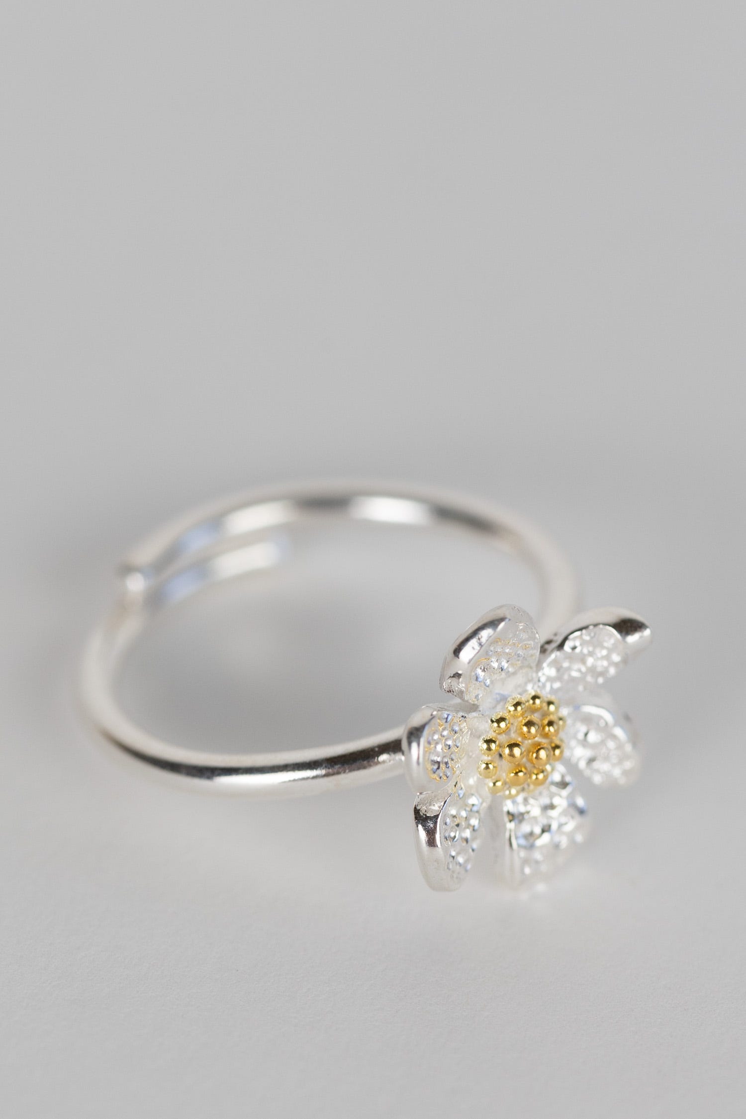 Silver Flower Ring