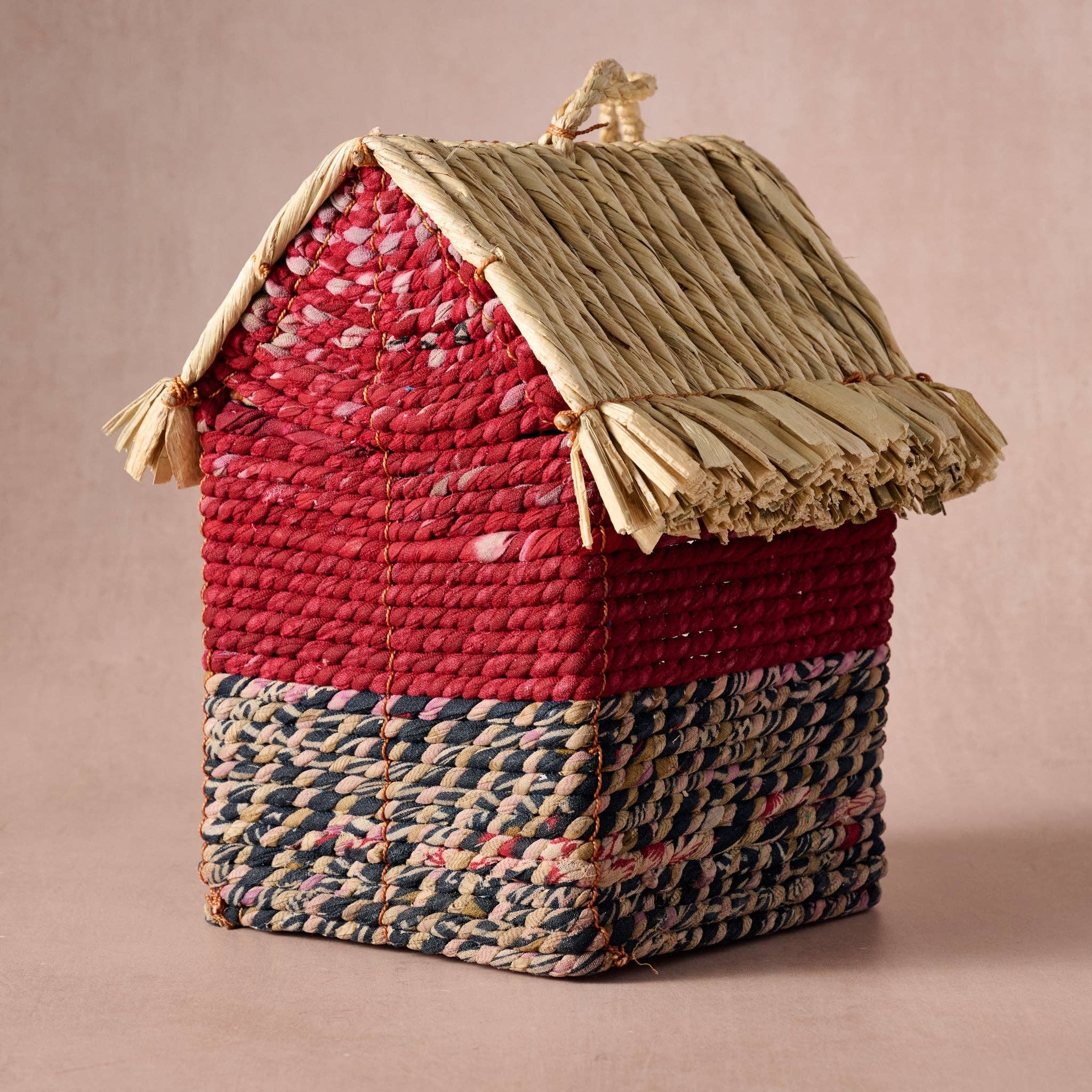 Nira Sari Bird House