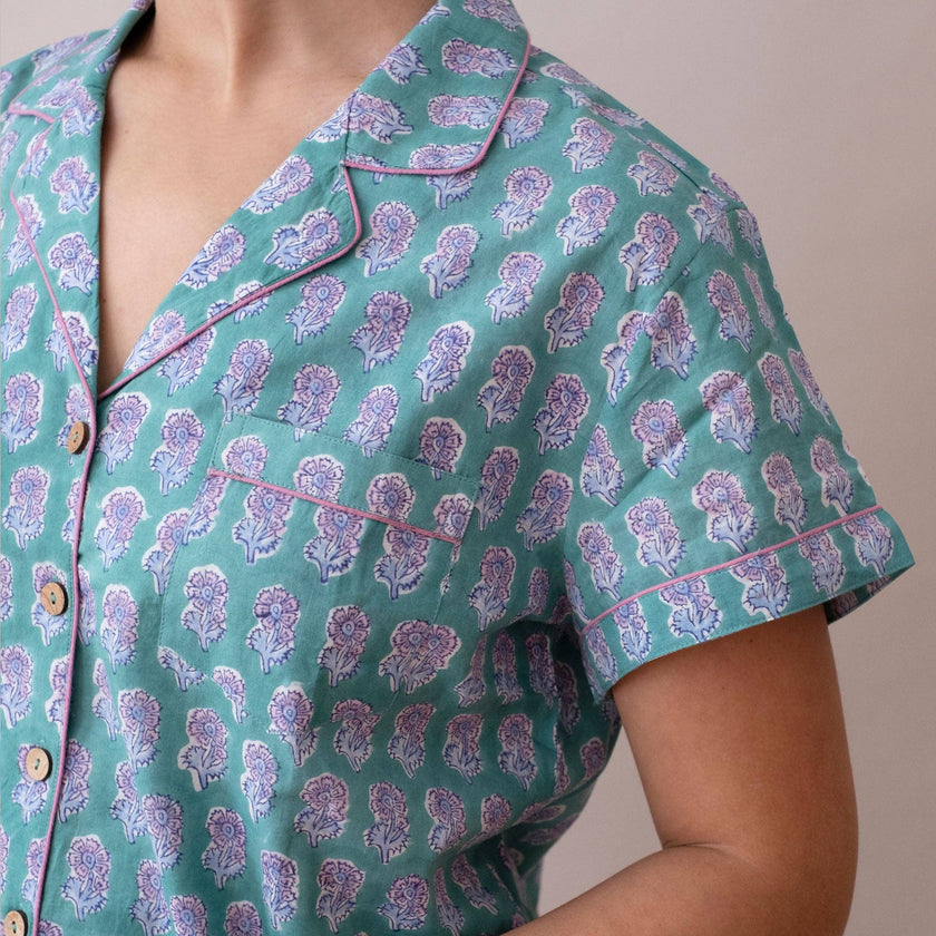 Short Sleeve/Shorts Pajama Set- Malin Clover: XL