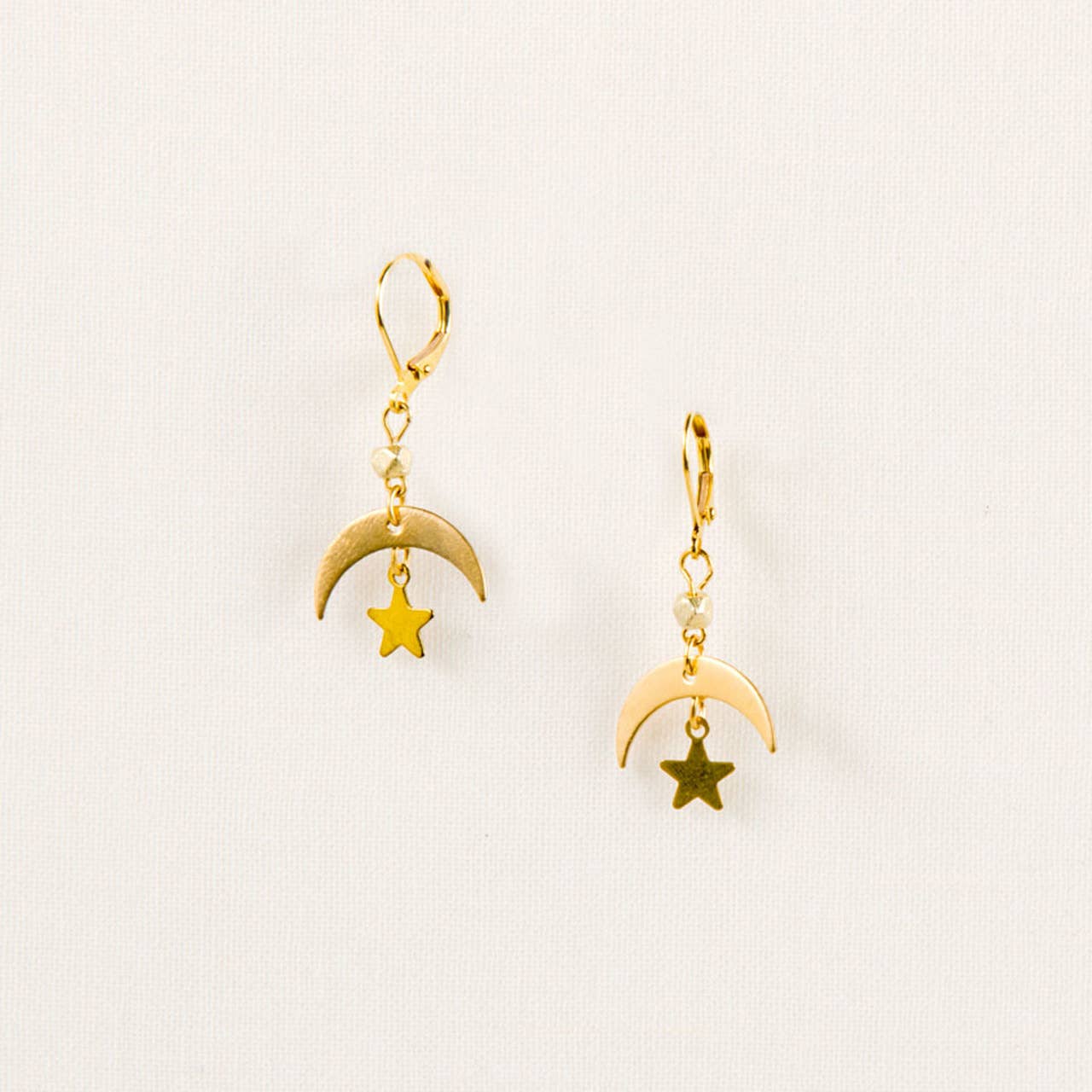Moon and Star Earring: Gold