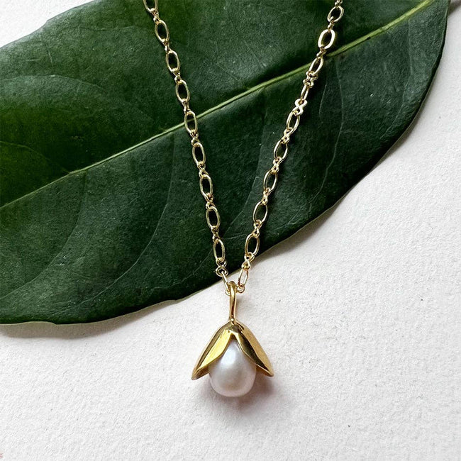 Acorn Pearl Necklace - Brass