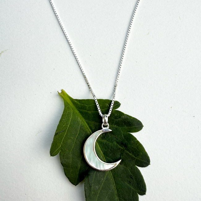 Mother-of-Pearl Moon Necklace