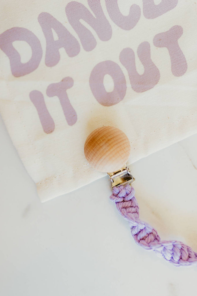 Macrame Paci Clip: Violet