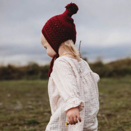 Gehu Bali Bonnet - Cranberry 3-5 years