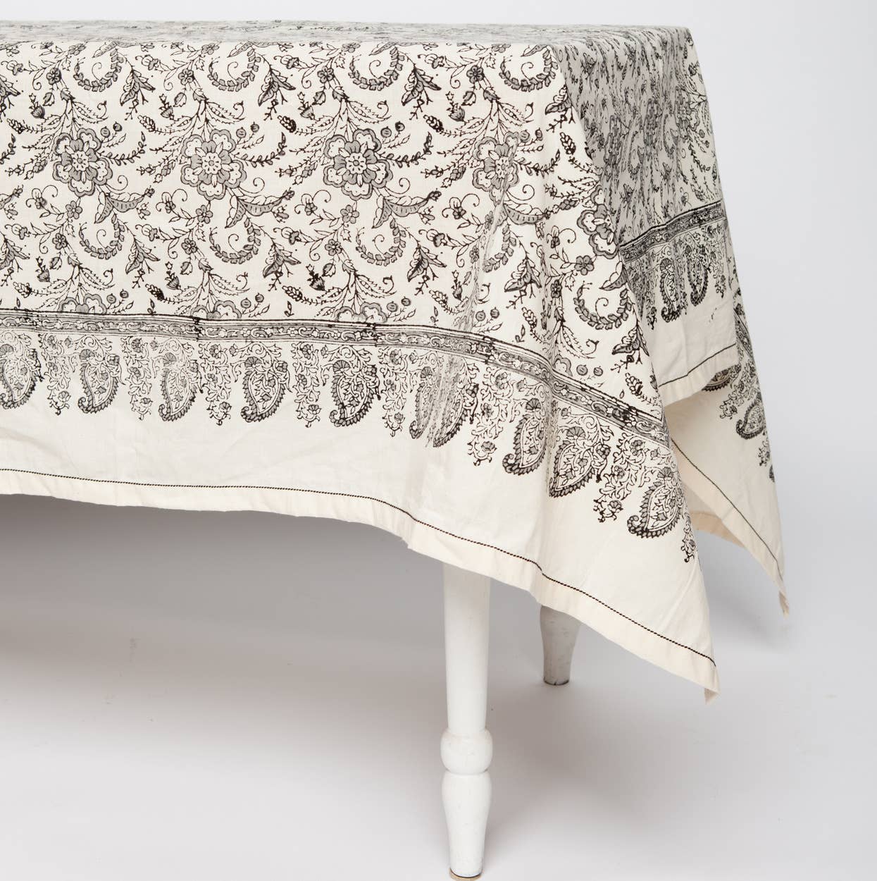 IVY SLATE Cotton Tablecloth