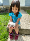 Blilingual Fair Trade book: Cuyita Wants to Know the World