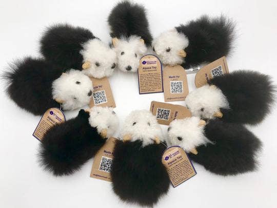 Cuyita Guinea Pig Alpaca Fur Toy: 5” x 2.0”