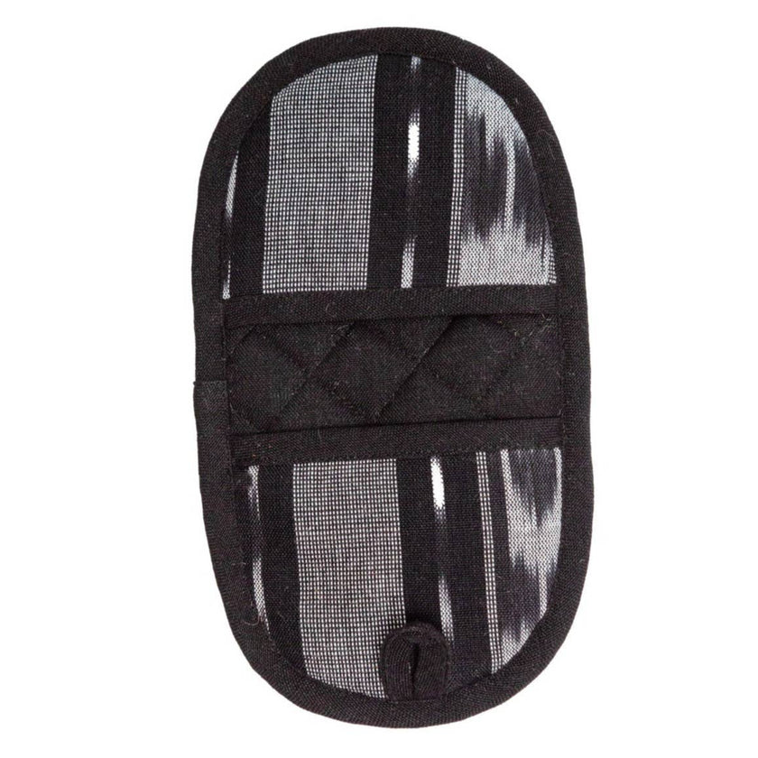 Double-Ended Oval Pot Holder: Ochre