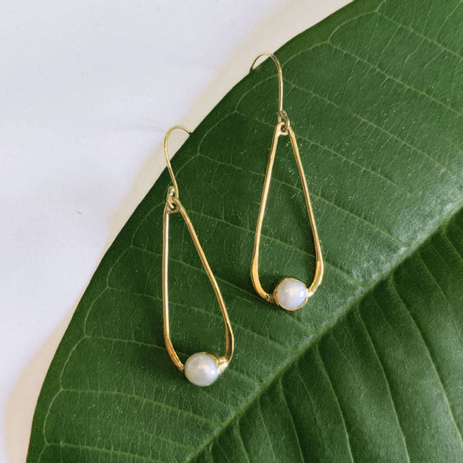 Timeless Teardrop Pearl Earrings - Brass