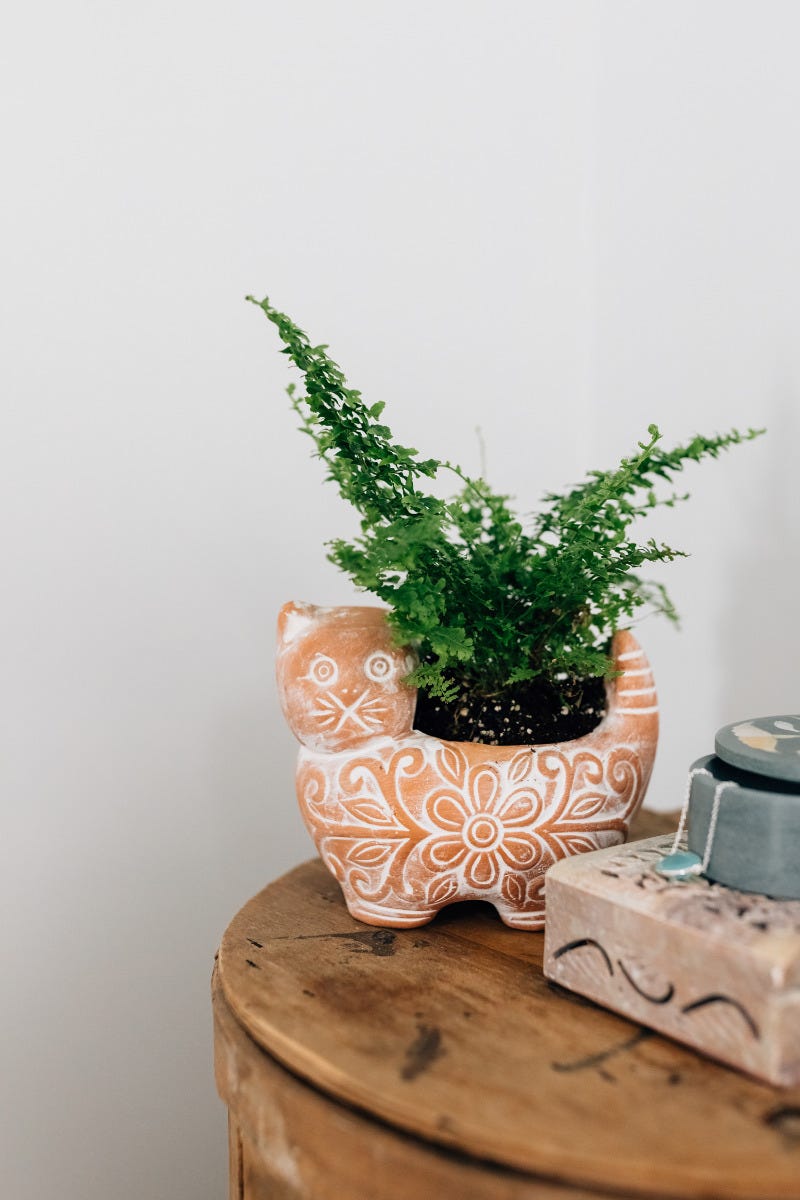 Garden Kitty Planter (SM)